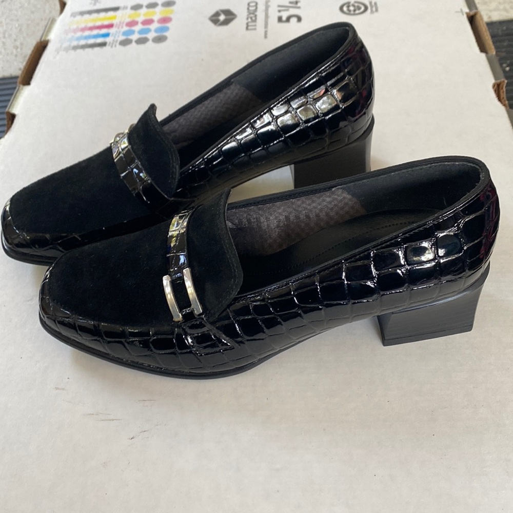 - NWOT Ara croc suede loafers size 6